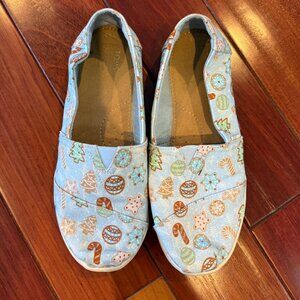 TOMS YOUTH KIDS CHRISTMAS SIZE 5.5Y